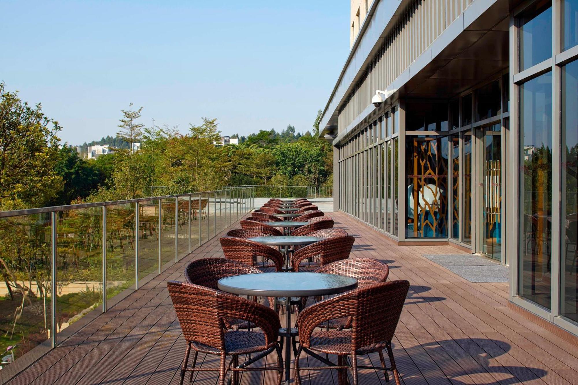 Aloft Dongguan Songshan Lake Екстер'єр фото