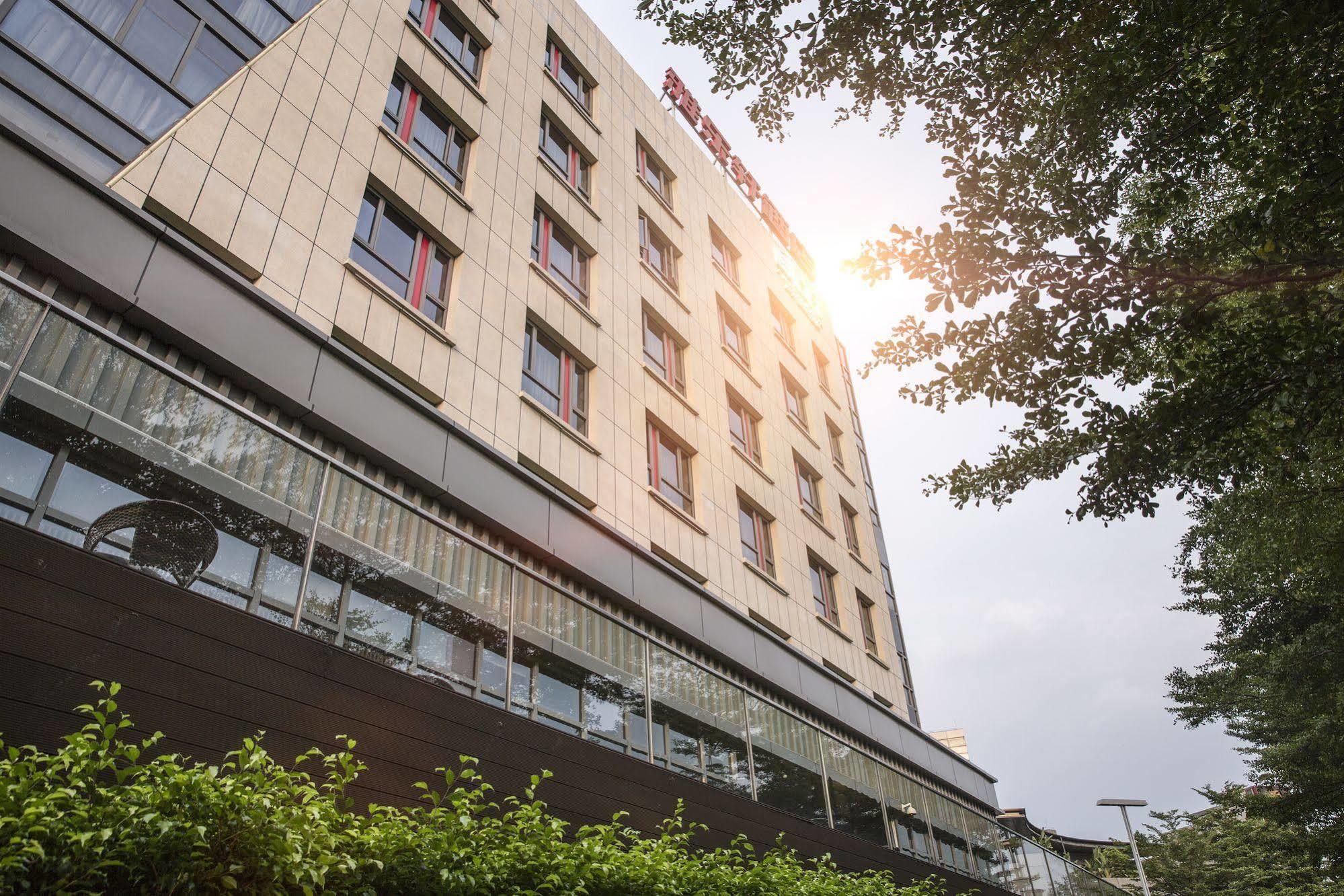 Aloft Dongguan Songshan Lake Екстер'єр фото