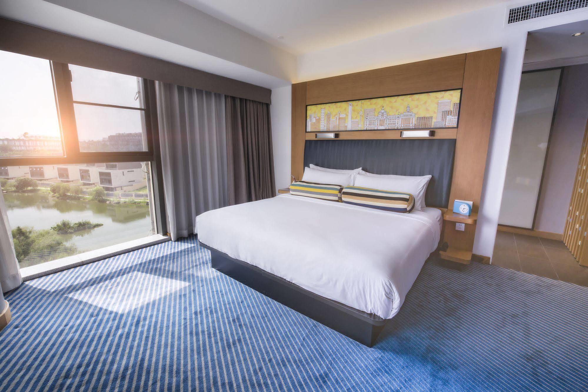 Aloft Dongguan Songshan Lake Екстер'єр фото